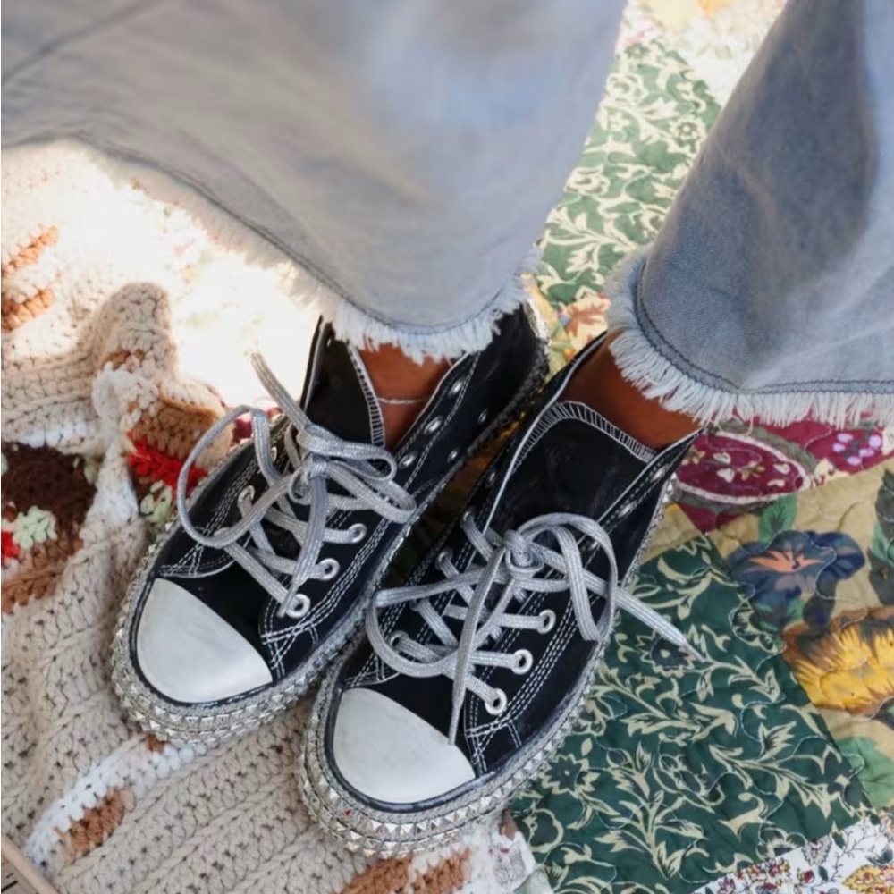 CHANTEL STUDDED HIGH TOP SNEAKERS 7.5 - Picture 4 of 4